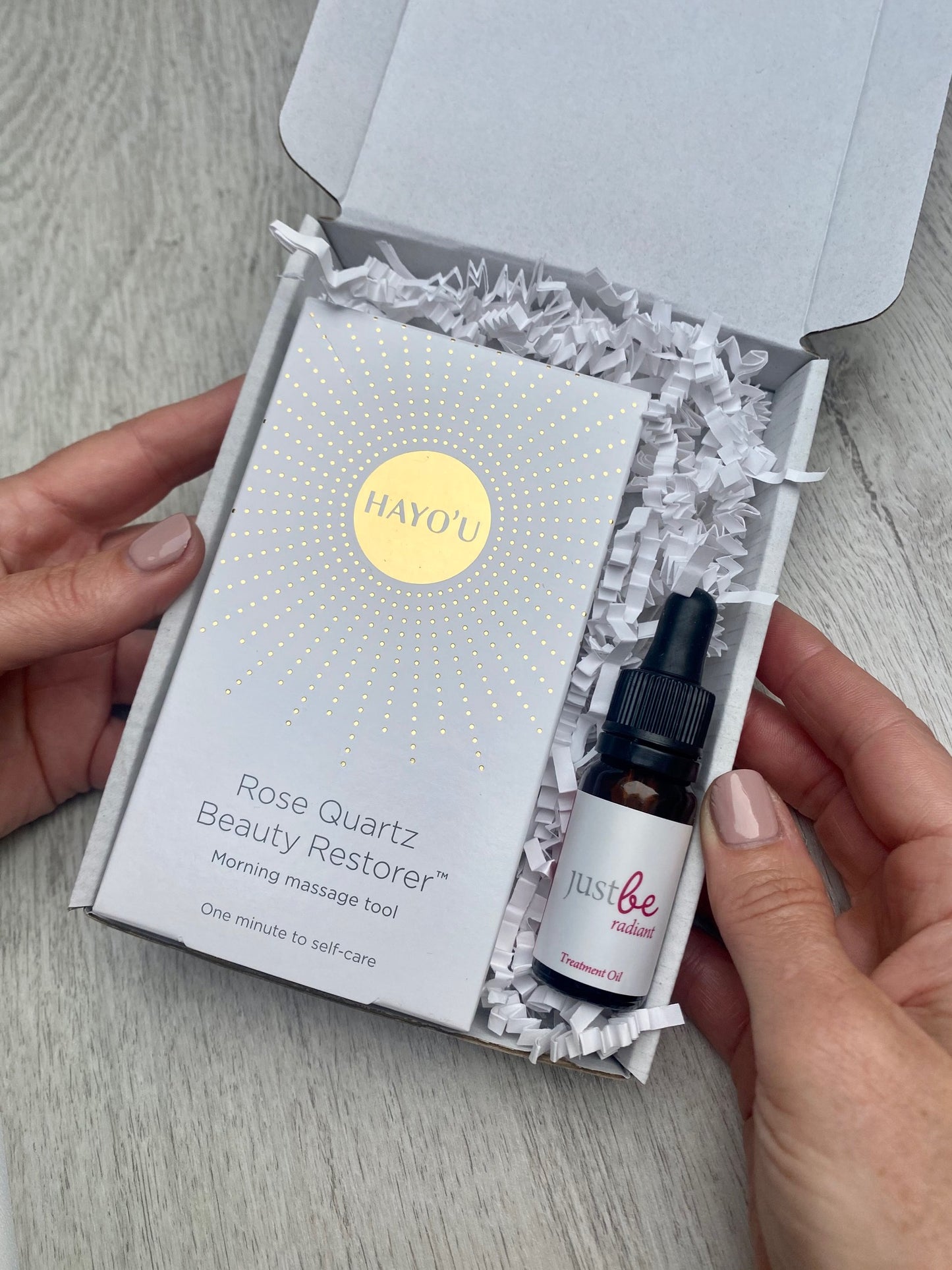 Hayo'u Rose Beauty Restorer & Facial Oil Letterbox Gift