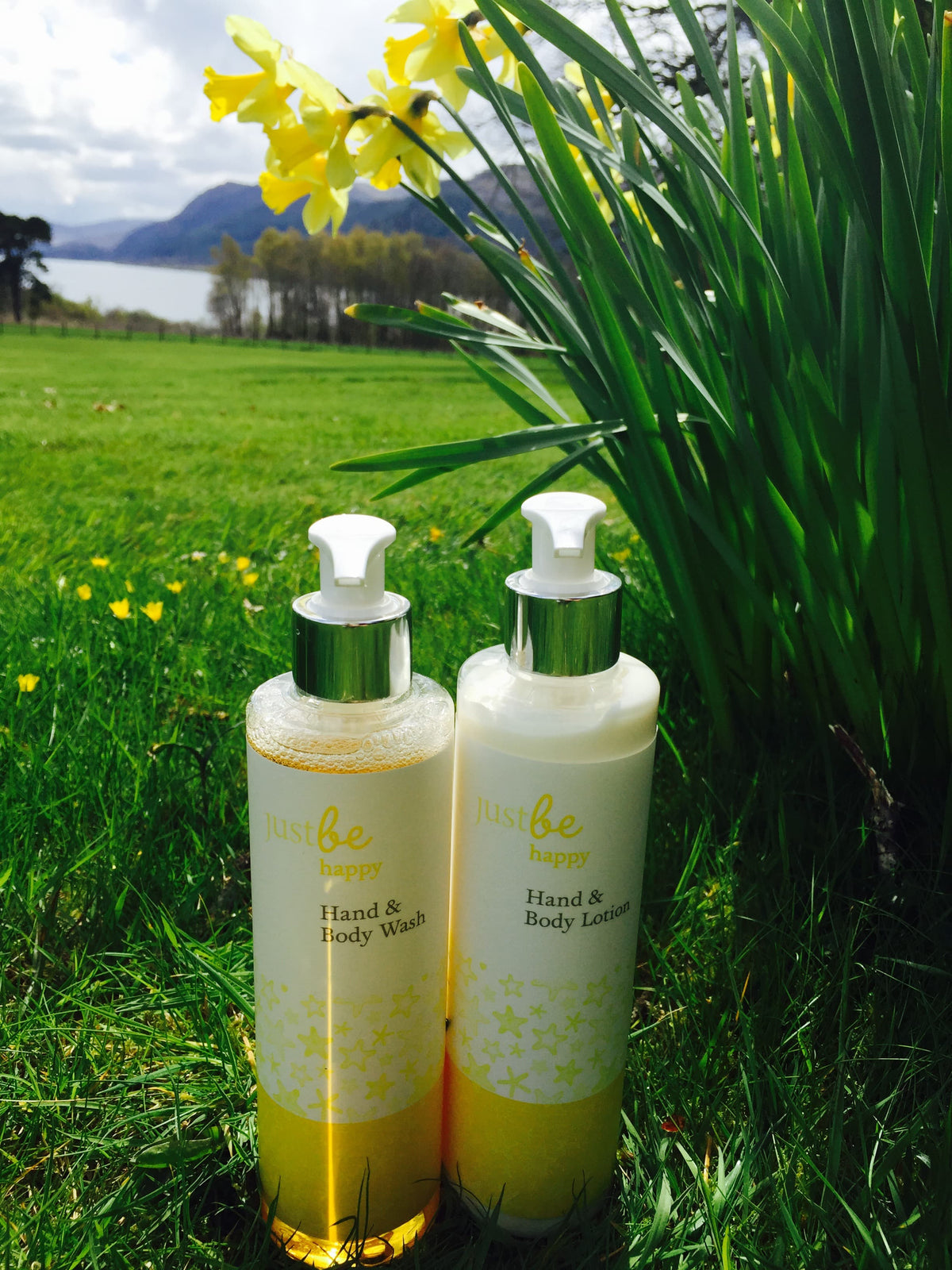 JustBe Botanicals Happy Hand Body Wash Lotion Lake District